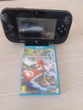 Nintendo Wii U Negra + 2 mandos