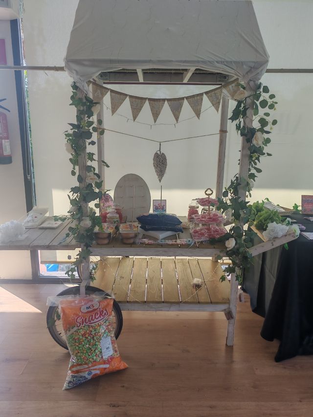 Montaje para bodas y fiestas: photocall,glow party