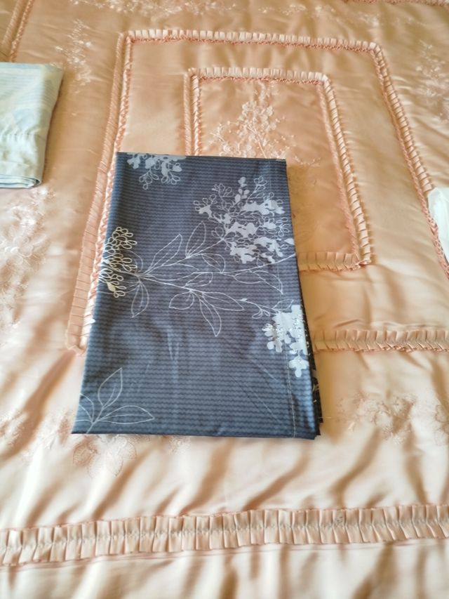 Lote de sábanas variadas