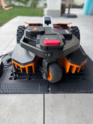 Robot Cortacésped WORX LANDROID en garantía.