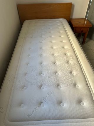Cama, somier y colchón colossus en ocasión. 