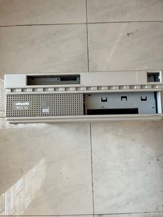 Ordenador Olivetti PCS 33 Beige