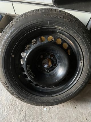 Rueda de repuesto Goodyear 215/55R16 93V