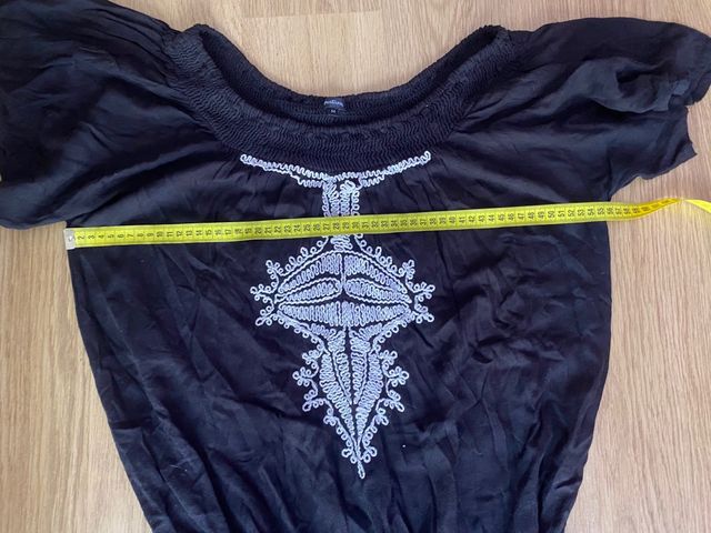 Mono largo negro Natura con bordado