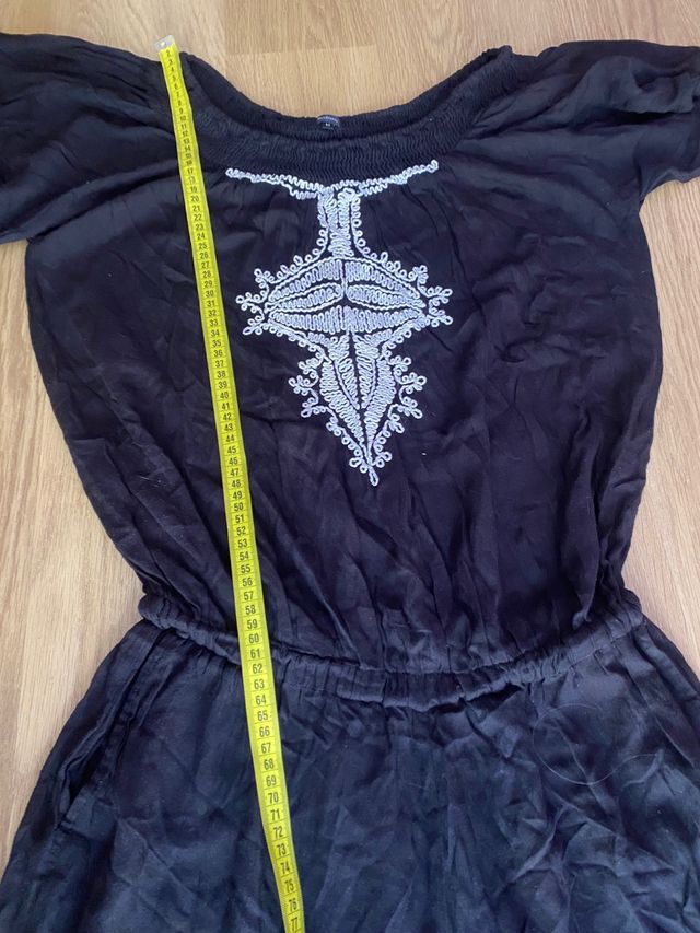 Mono largo negro Natura con bordado