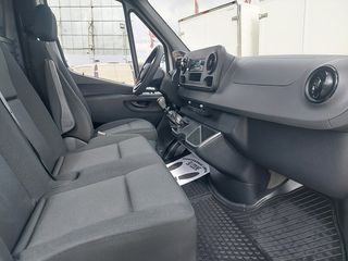 Mercedes-Benz Sprinter 2021