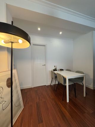 Mesa y 4 sillas comedor IKEA
