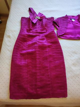 Vestido de fiesta rosa  /fucsia con chaqueta 