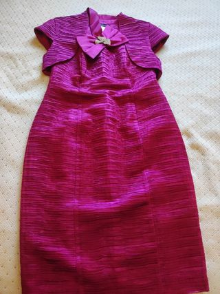 Vestido de fiesta rosa  /fucsia con chaqueta 