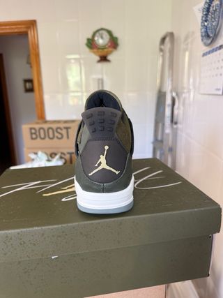 Nike Air Jordan 4 Retro SE Craft Olive