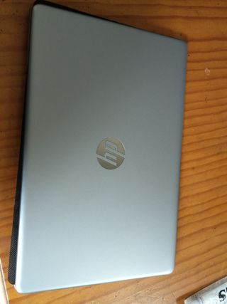 Ordenador HP Plata