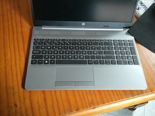 Ordenador HP Plata