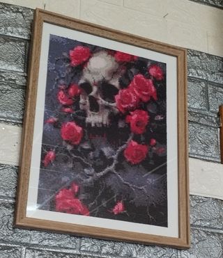 Cuadro Calavera con Rosas Rojas puzle de Diamond