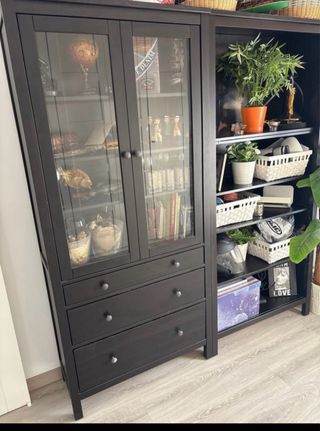 Vitrina Hemnes y Liberia  Ikea