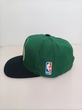 Gorra Mitchell & Ness NBA Bucks Verde Negra