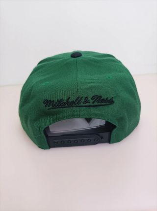 Gorra Mitchell & Ness NBA Bucks Verde Negra