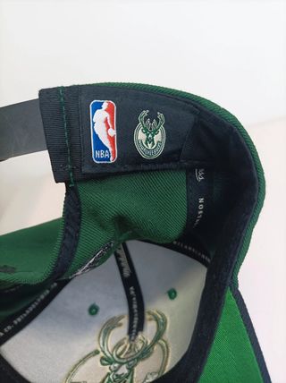 Gorra Mitchell & Ness NBA Bucks Verde Negra