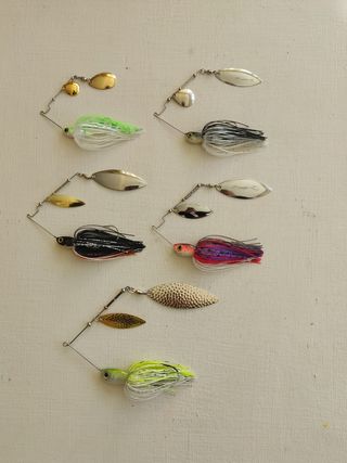 5 Spinnerbait en 5 pesos distintos 
