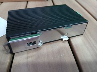 StarTech IES5102 - Switch industrial de 5 puertos