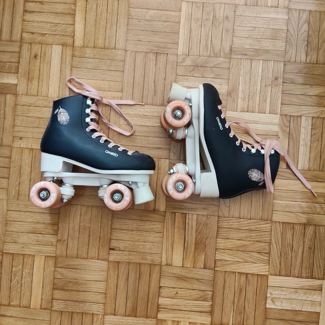 Patines negros con cordones rosas, oxelo dectahlon