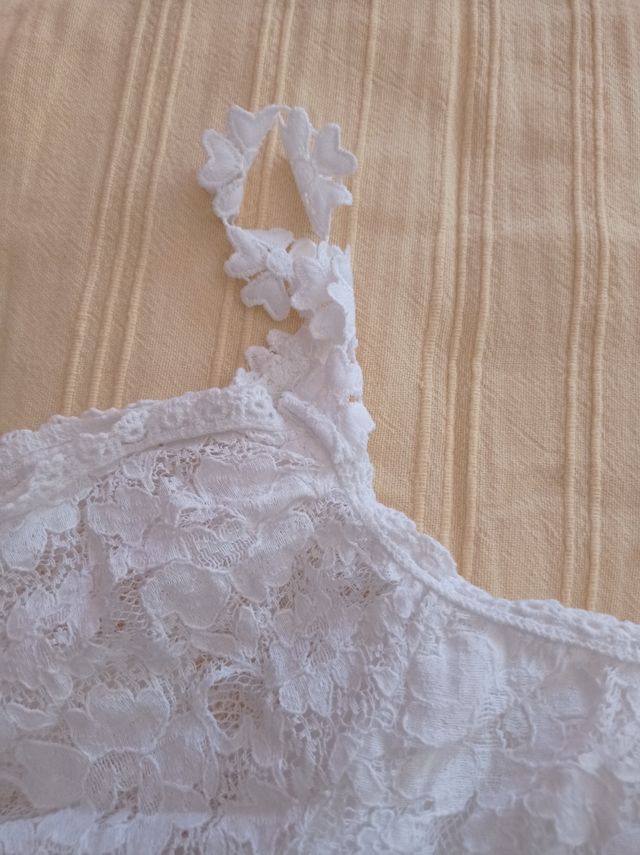 Vestido playero blanco encaje