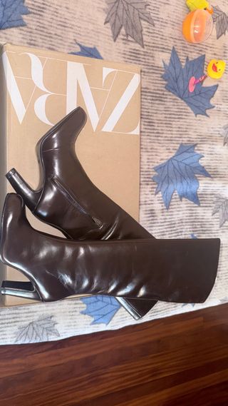 Botas Zara Marrones Tacón