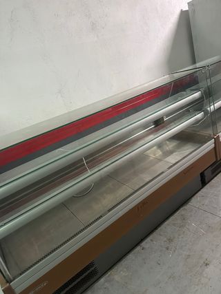 Vitrina expositora Docriluc 2m en buen estado
