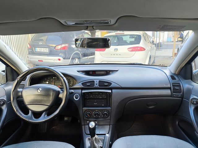 RENAULT Laguna 1.9DCI 100cv 1 AÑO GARANTIA