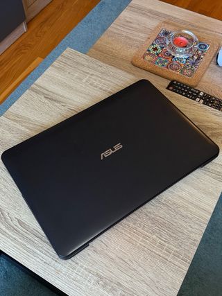 Portátil Asus X554L Negro