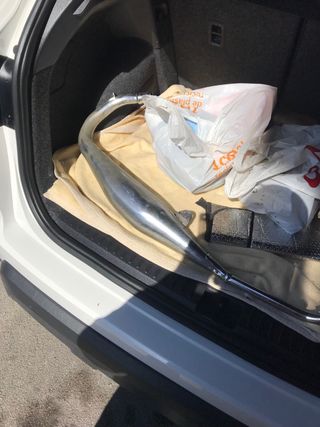 Tubo de escape moto carretera