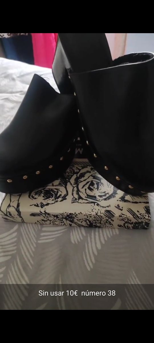 Zancos negros talla 38