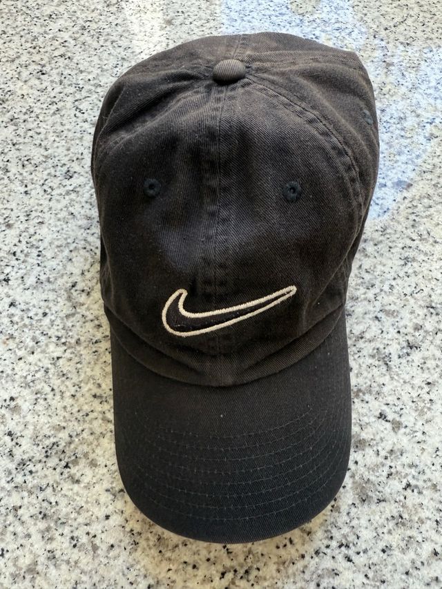 Gorra Nike Negra Ajustable