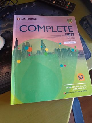 Complete First Workbook with answers with Audio...