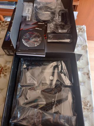 Placa Base ASRock Z390 Phantom Gaming 6 + i7 8700