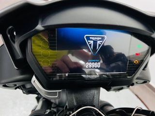 Triumph Street Triple RS