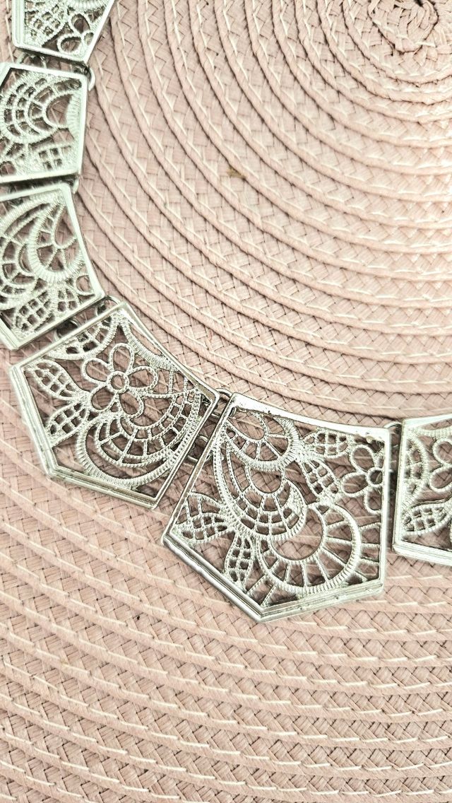 Colgante plateado para fiesta