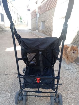 Sillita de paseo bebé negra