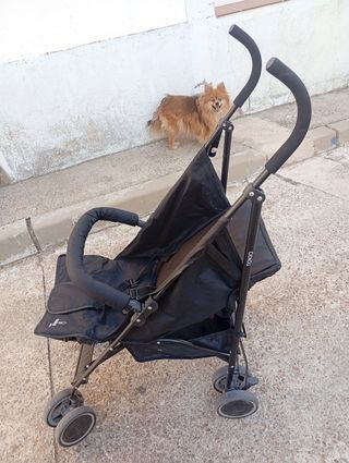 Sillita de paseo bebé negra