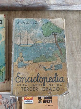 Libros y revistas antiguas