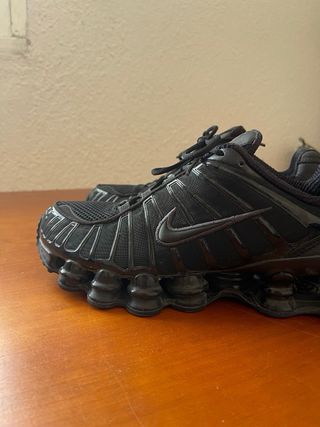 Nike Shox Negras