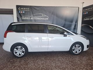 Peugeot 5008 2016