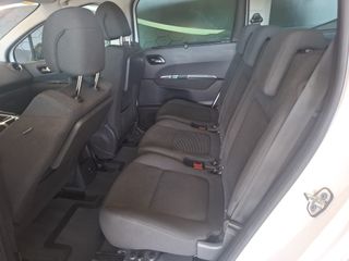 Peugeot 5008 2016