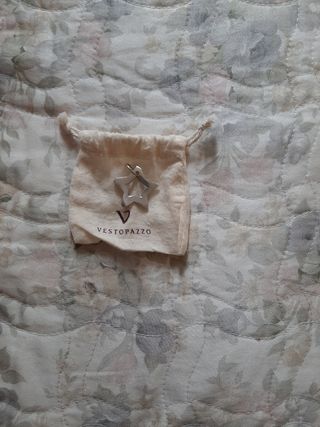 Ciondolo stella Vestopazzo beige