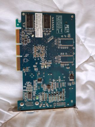 Tarjeta Gráfica GF FX5200 128MB TV DVI