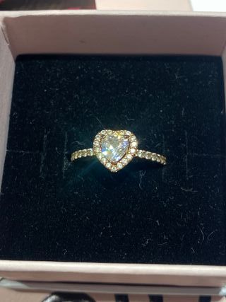 Anillo Pandora Corazón Dorado