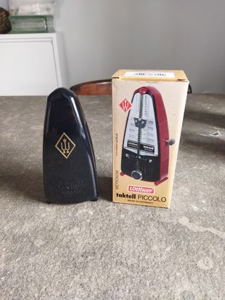 Metrónomo + caja original