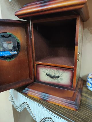 Reloj de mesa antiguo