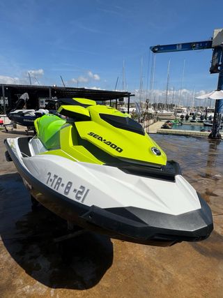 Moto de agua Sea Doo GTI 130