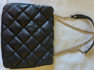Bolso Negro Acolchado Estilo Chanel