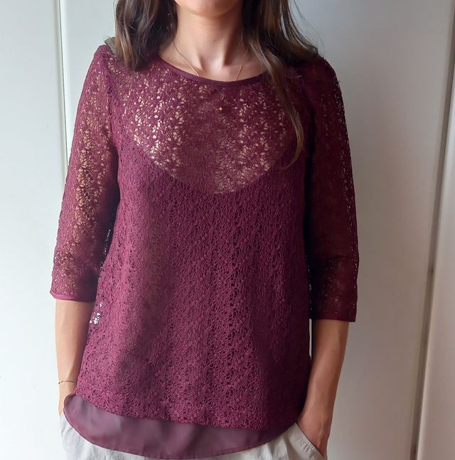 Set 2 pezzi: top bordeaux e maglia pizzo